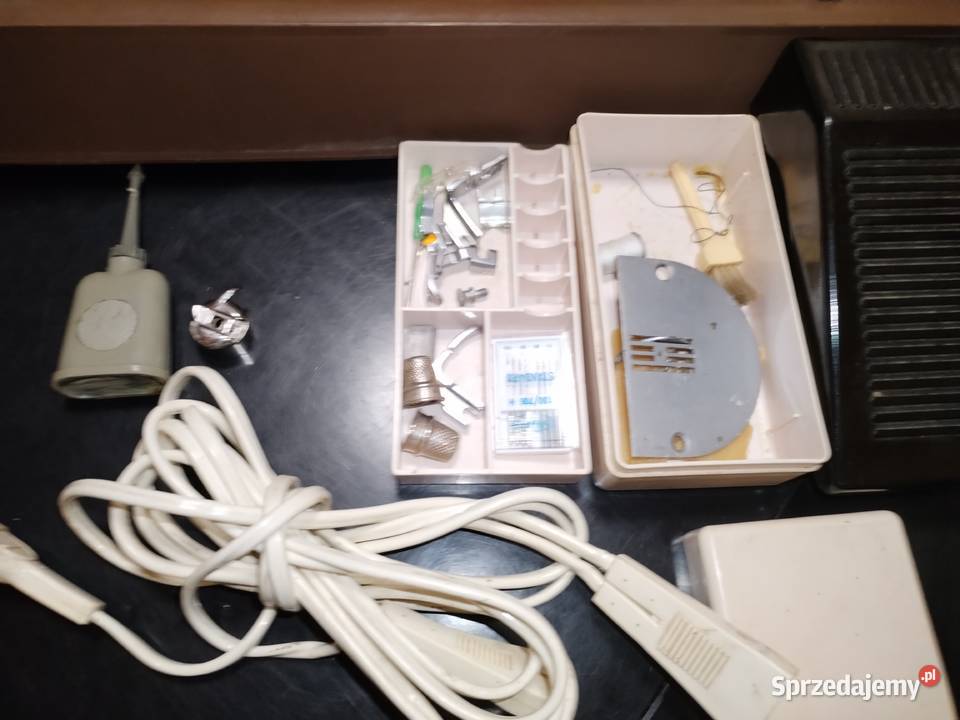 Maszyna do szycia łucznik 451