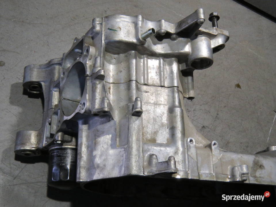 HONDA FORZA FSS nss 300 2014 blok silnika korpus