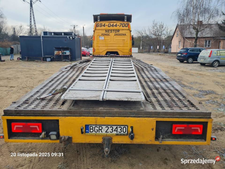 MERCEDES pomoc drogowa autolaweta Rok produkcji 2000 Autolawety Grajewo