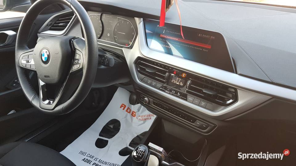 BMW Seria 1 F40 2019 benzyna manualna 140KM Sławoszew