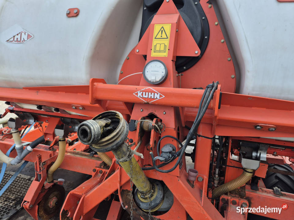 Siewnik do kukurydzy 6 rzędowy KUHN MAXIMA GT lubelskie
