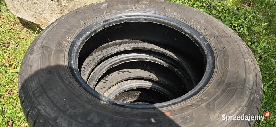 Felgi stal i opony Nexen Roadian CT8 21570R15 Nisko