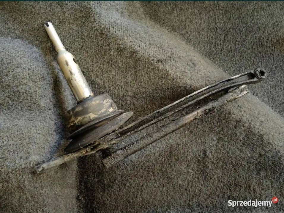 Wybierak manualnej skrzyni biegów BMW E32 m30 śląskie