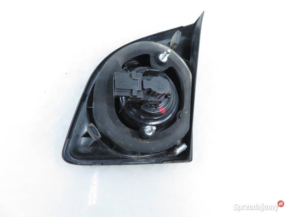 LAMPA LEWA TYLNA KLAPA VW GOLF PLUS