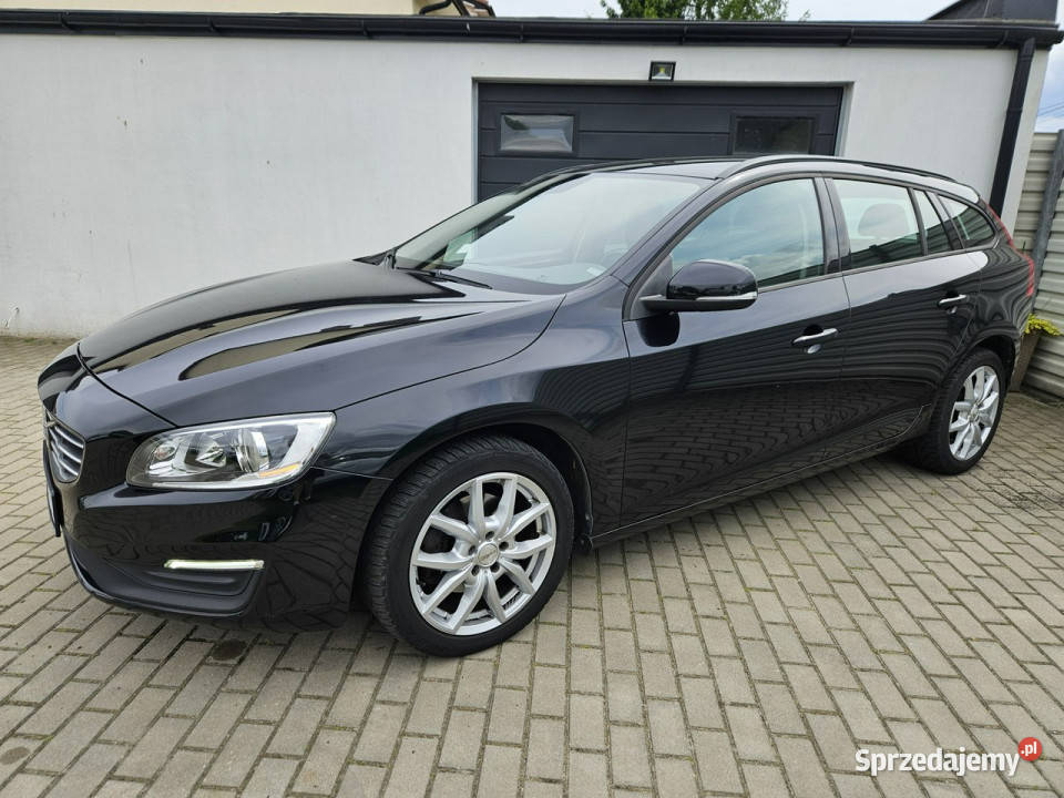 Volvo V60 D2 16 115 manual BEZWYPADEK zadbany Gdynia