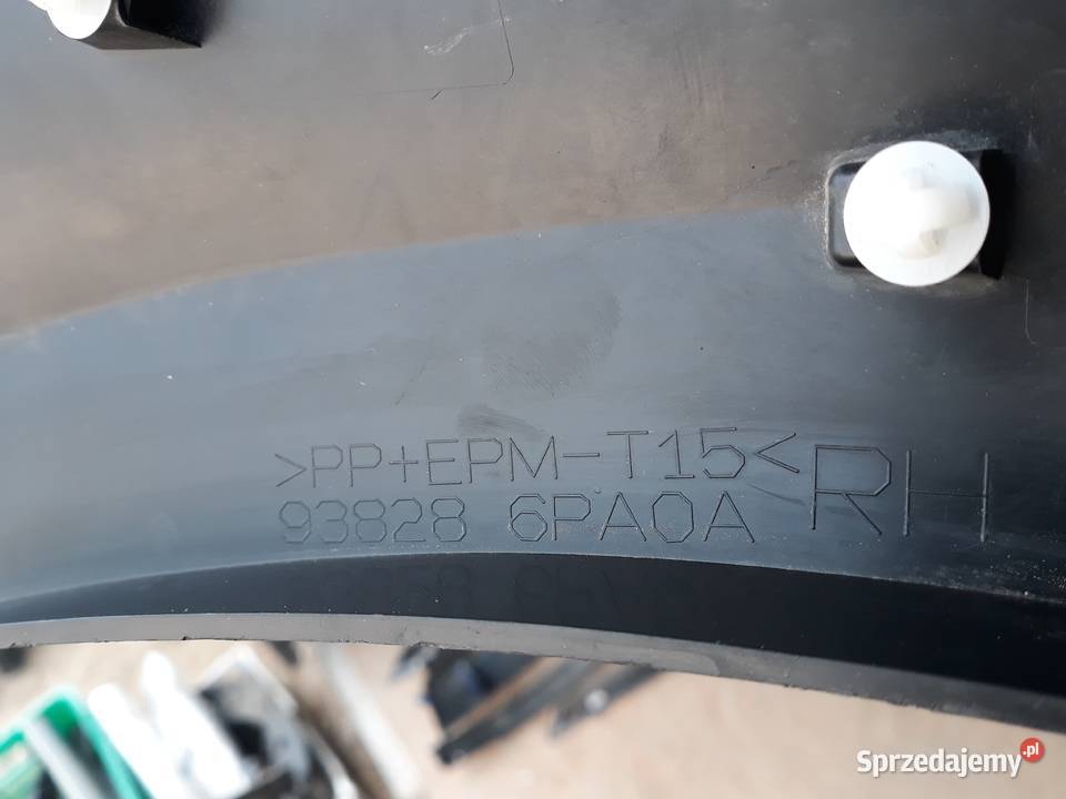 NISSAN JUKE II LISTWA DRZWI PRAWA TYŁ PRAWYCH Międzychód