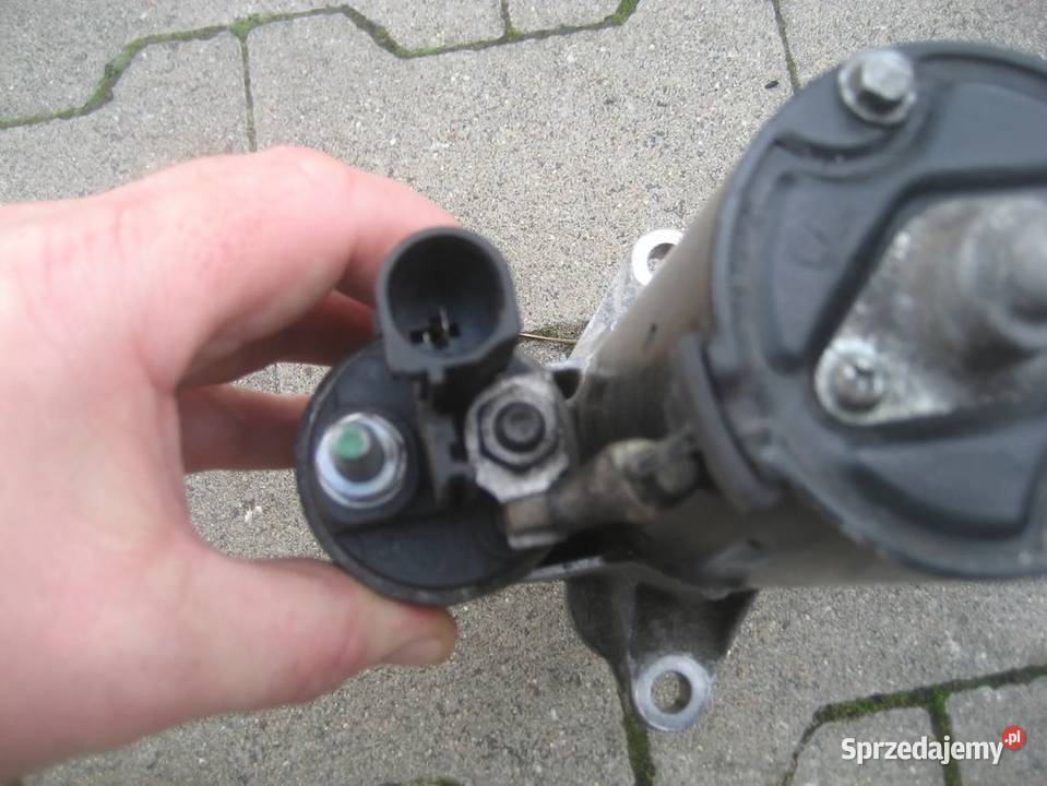 vw passat b6 0510r 20 tdi 140 rozrusznik bosch wielkopolskie Rakoniewice