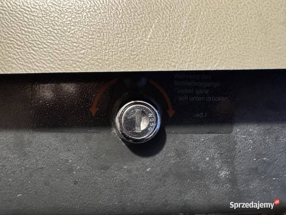 Box dachowy Thule Polar 500