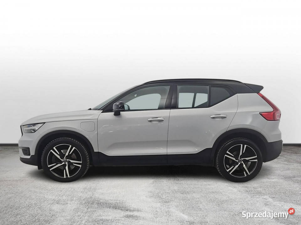 Volvo XC 40 T5 PlugIn Hybrid RDesign Z Polskiego nieuszkodzony Warszawa