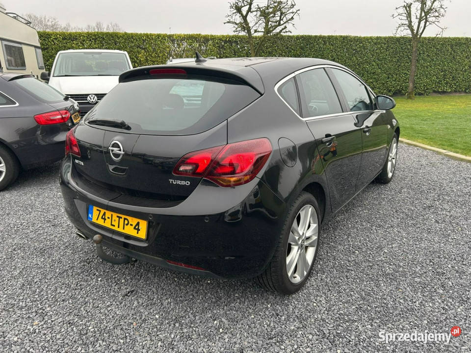 Opel Astra Opel Astra J 14T 2010r Cosmo Skóra serwisowany w ASO