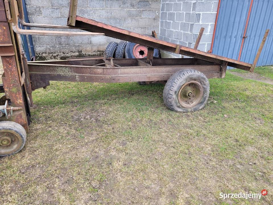 Przyczepa wywrotka jednoosiowa do remontu