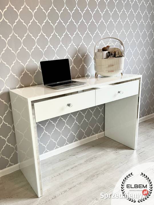 Szklana toaletka w stylu Glamour lustrzana ramka Toaletki