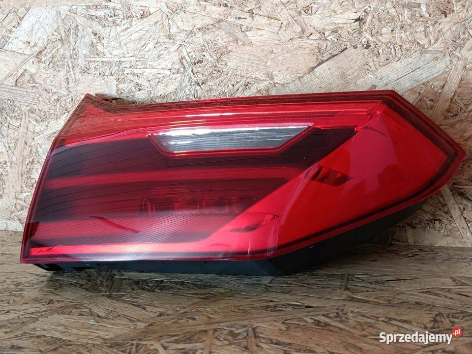 BMW 5 G31 17 LAMPA W KLAPĘ LEWY TYŁ 7388949 Pleszew