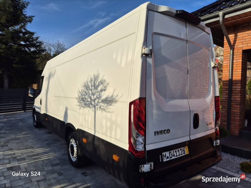 IVECO świeżo sprowadzoneAutomat pięknemały Zelów