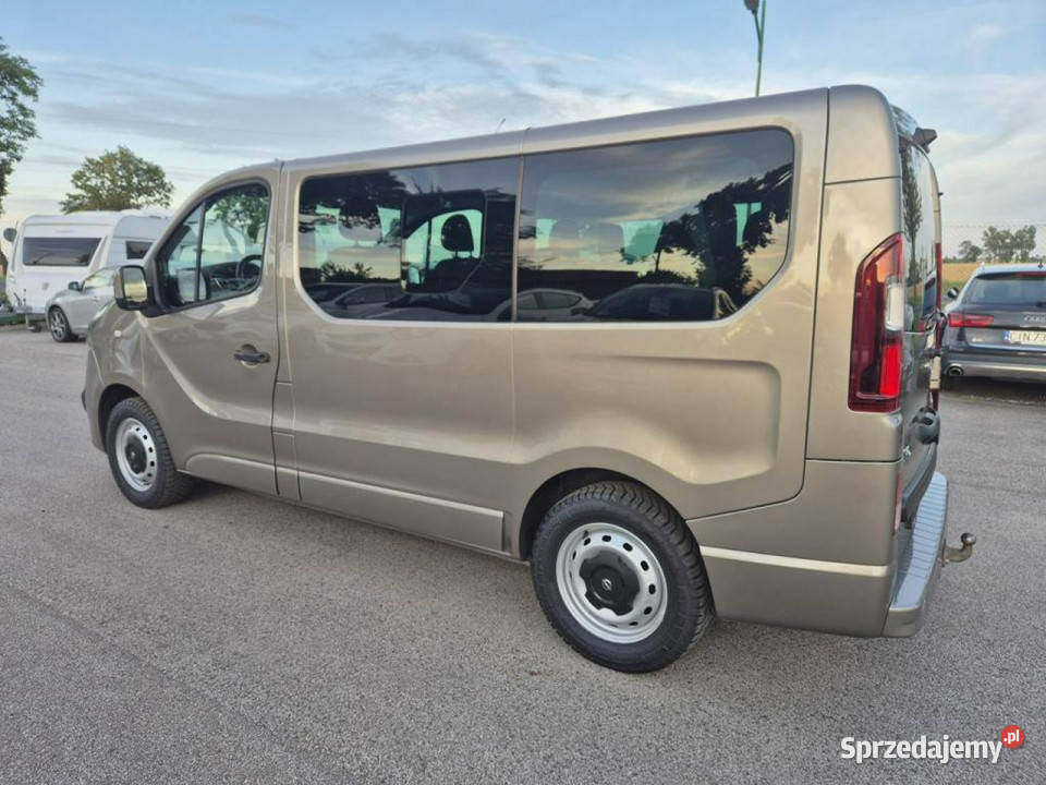 Opel Vivaro 16CDTI 125 8 osobowy II 20142019 Gniewkowo sprzedam