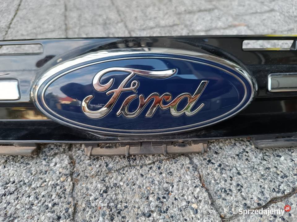 Kuga mk2 przedlift atrapa zderzaka z logo Siedlce