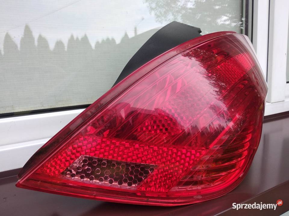 Peugeot 308 T7 HB hatchback lampa tył tylna osobowe Sieradz sprzedam