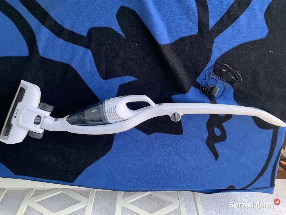 Odkurzacz akumulatorowy Lucznik