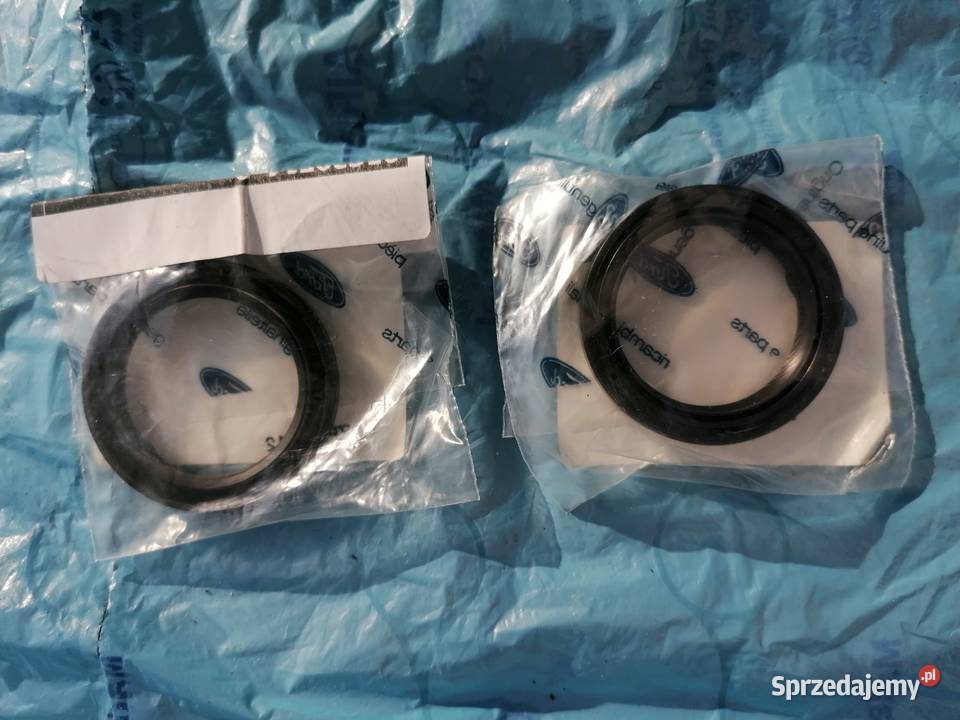 USZCZELNIACZ WAŁU KORBOWEGO FORD MAZDA 9E5G 6700 osobowe Uszczelki silnika i osprzętu Piaseczno