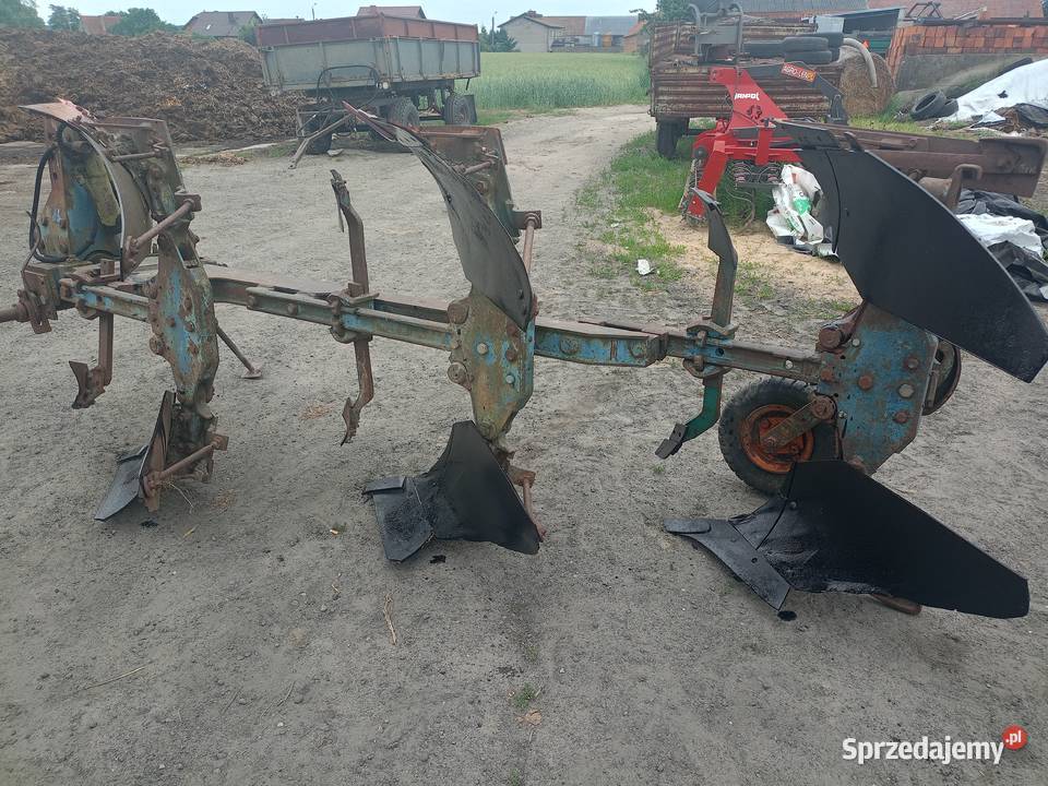 Pług obrotowy 3 skibowy Gostyń sprzedam