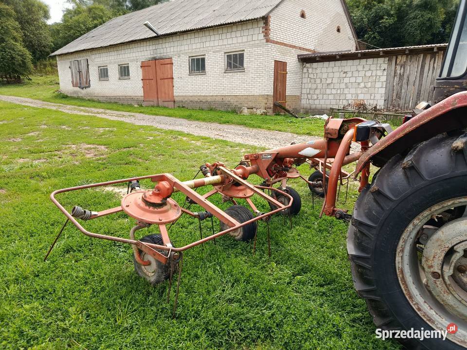 Przewracarka do siana KHUN Majdan Krynicki