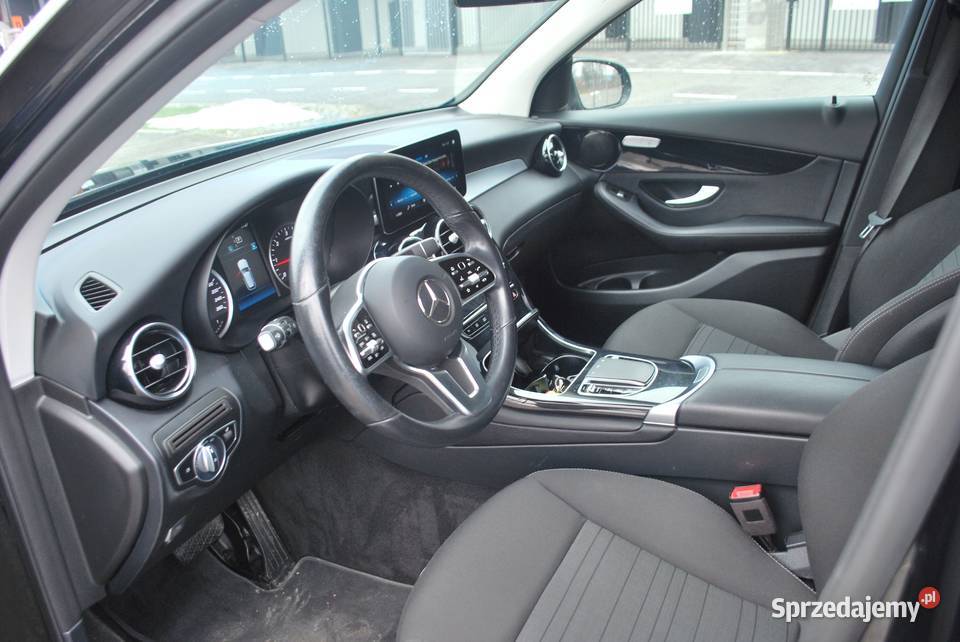 MercedesBenz GLC Automat 4x4 Hak FV VAT Navi aluminiowe felgi Nowy Sącz
