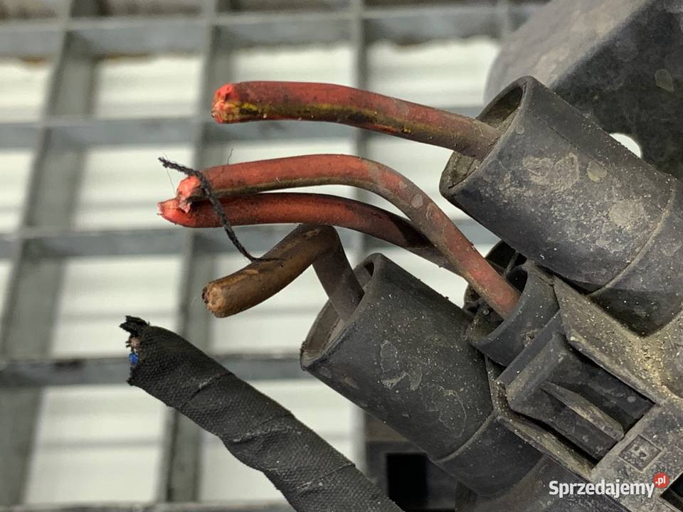 WENTYLATOR CHŁODNICY OPEL ZAFIRA A 13128688 18 Wentylatory chłodnic klimatyzacji