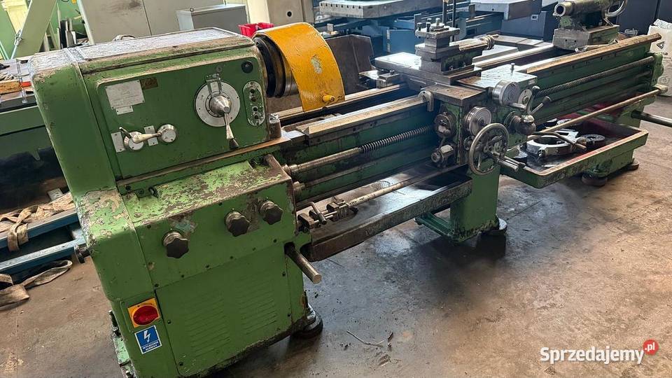 Tokarka uniwersalna ZMM Sofia C11 MB Produkcja Tarnowskie Góry