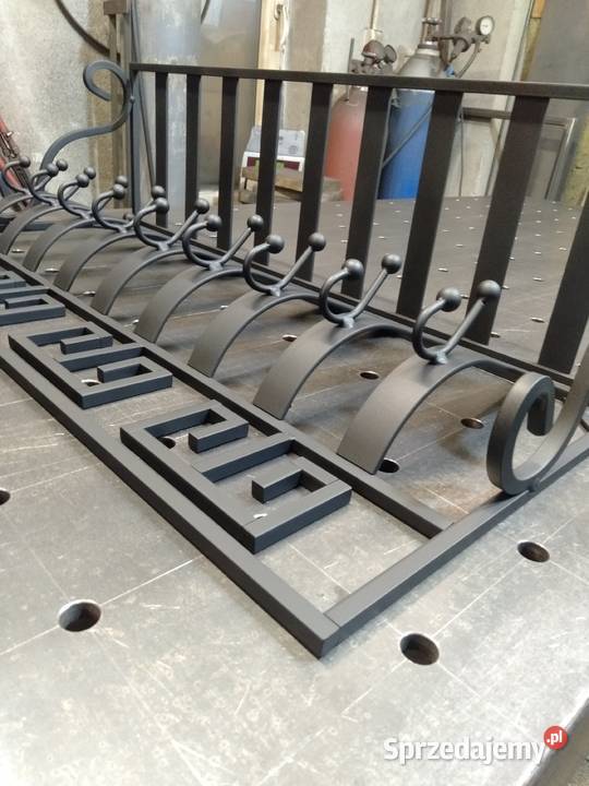 Duży metalowy wieszak kuty stylowy 80 Ostrów Wielkopolski