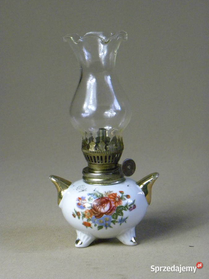 Mała porcelanowa ozdobna lampka naftowa