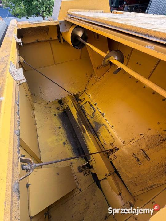 Kombajn HOLLAND 8040 nie 8050 8060 bizon MF Zbożowe łódzkie Paprotnia