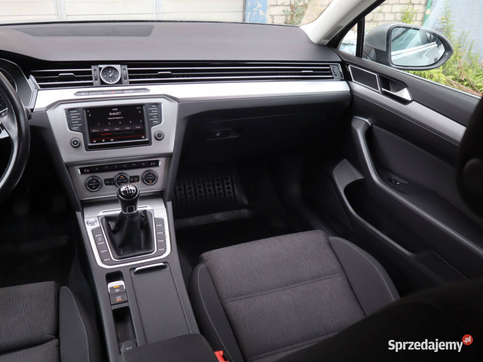 VW Passat 20 TDI manualna Motoryzacja Katowice