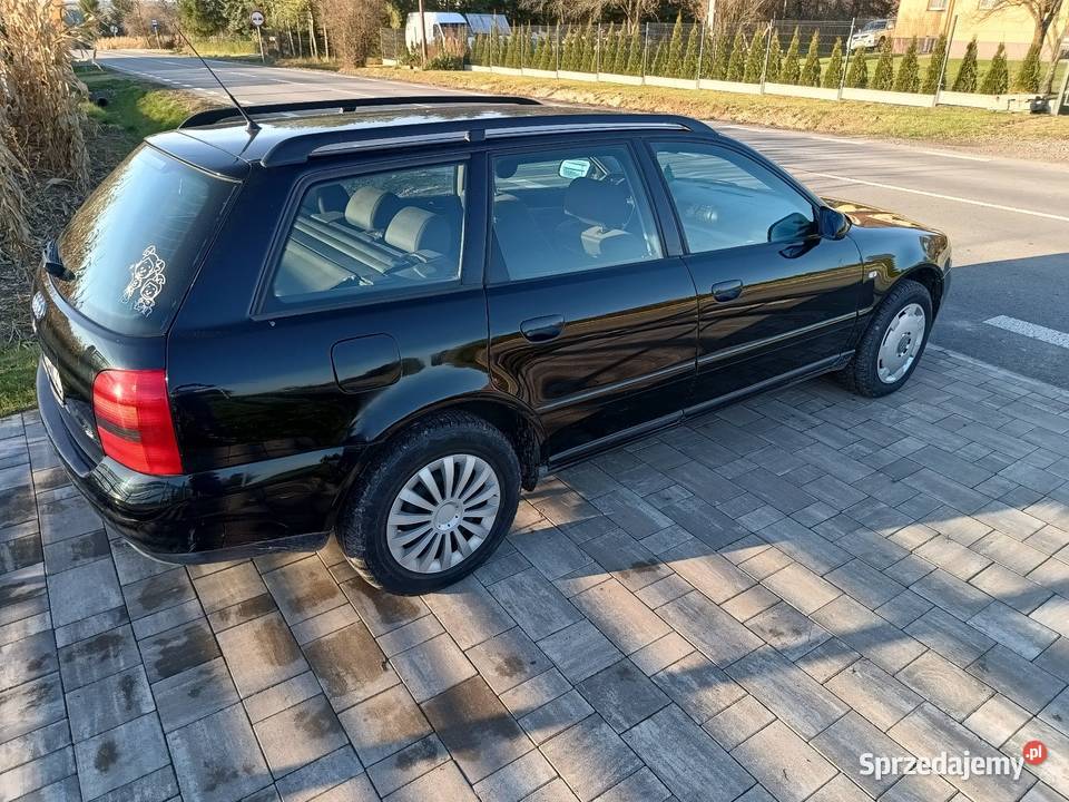 Audi A4 B5 LIFT 18 benzyna Avant ładny stan bez Zamość