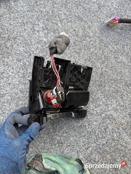 Popielniczka schowek Audi 2015 osobowe Świebodzin