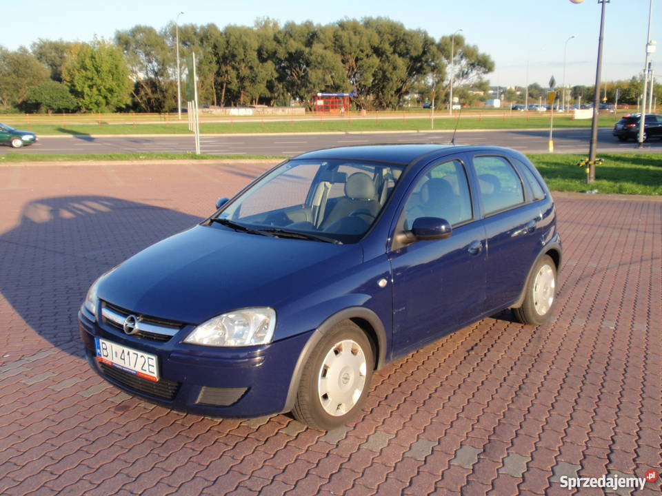Opel Corsa C 12 Benzyna 2004 Klima Alarm centr immobilizer Białystok