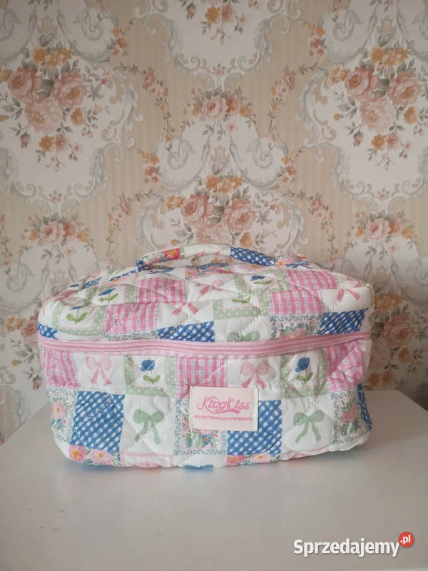 Duża kosmetyczka pojemna kuferek patchwork w Niepołomice sprzedam