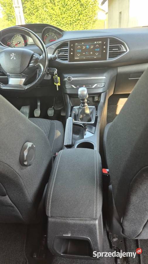 PEUGEOT 308 12 131 OPŁACONY nieuszkodzony 308 sprzedam