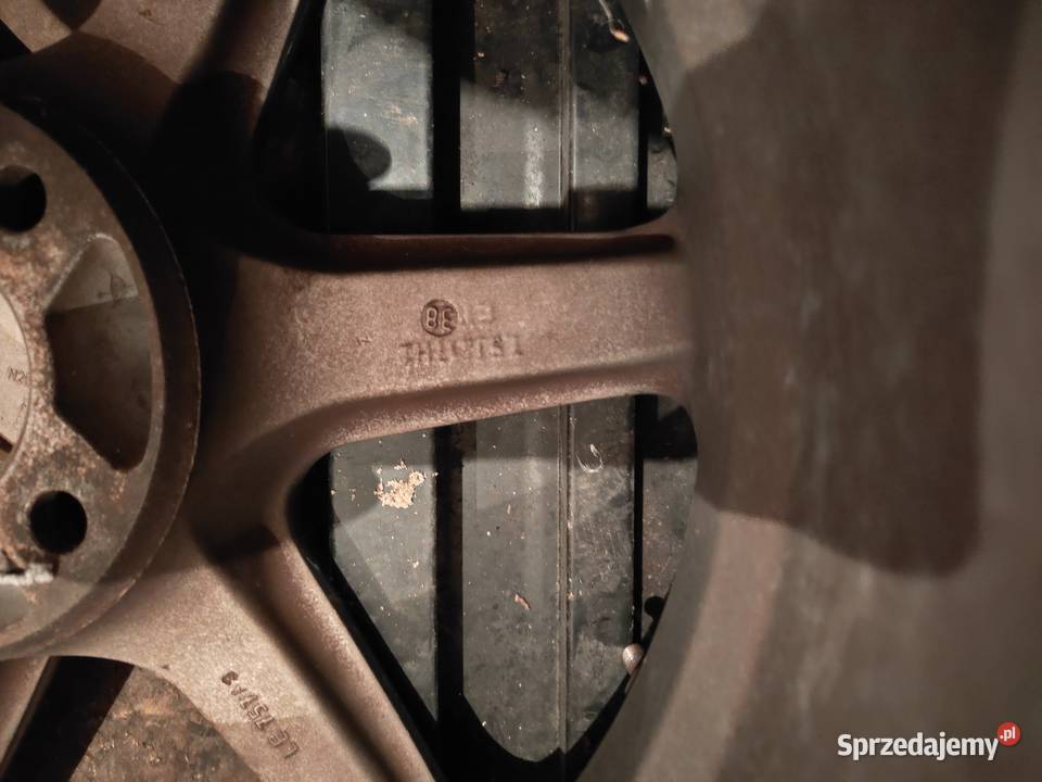 Felgi aluminiowe 17 4x108 17 ET38 sprzedam