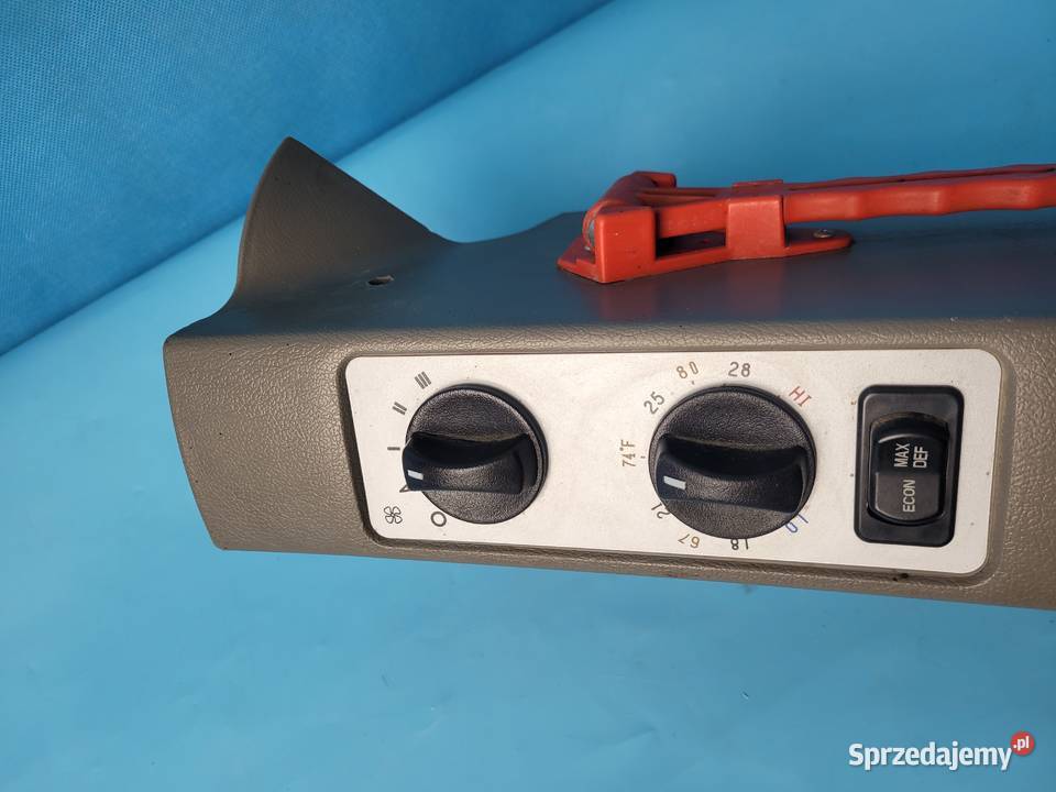 CASE IH PUMA 145 12r OSŁONA POKRYWA SŁUPKA C