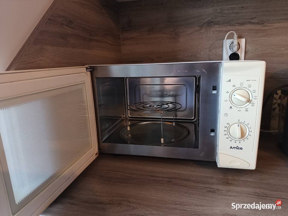 Kuchenka mikrfalowa Amica Wronki sprzedam