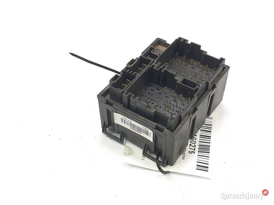 SKRZYNKA BEZPIECZNIKÓW FIAT FREEMONT 68068355AD Lipno