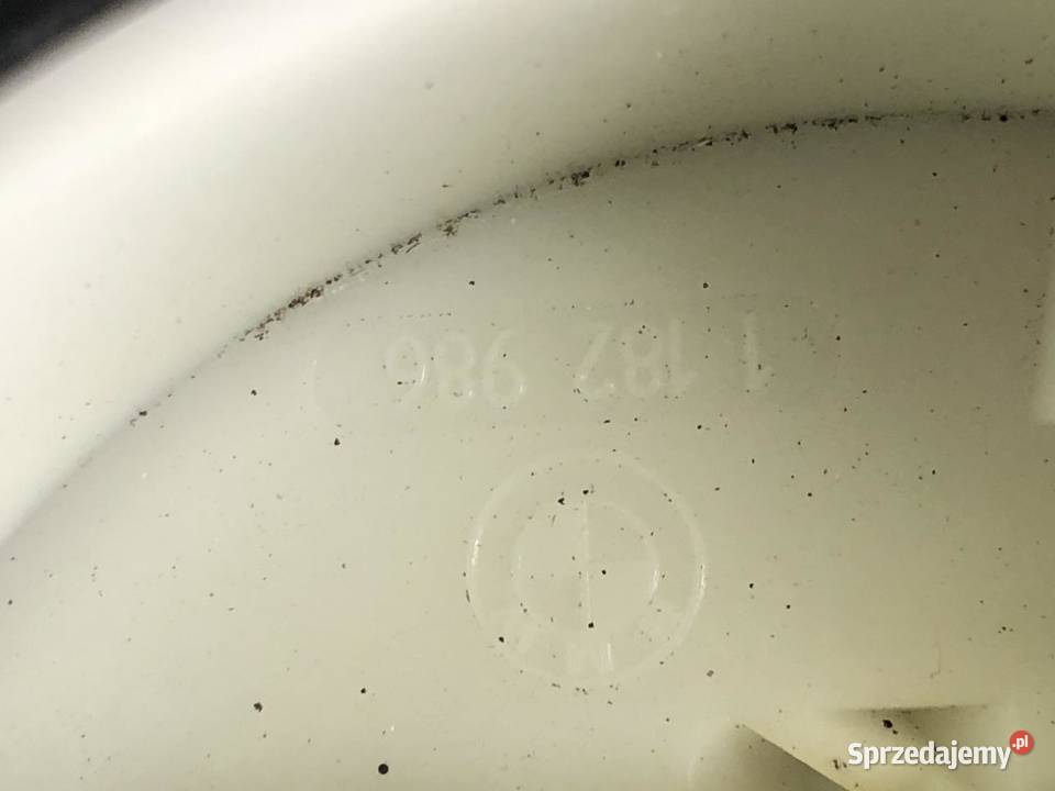 ZBIORNIK BAK PALIWA PŁYWAK 1182986 BMW E36 16 sprzedam