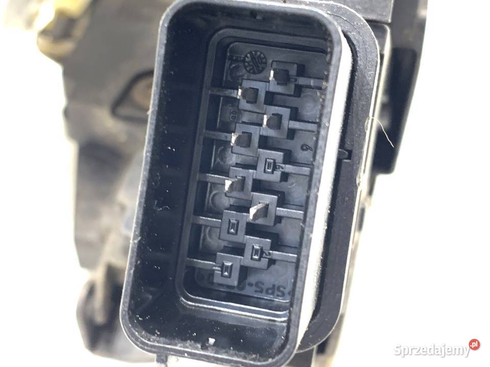 ZAMEK DRZWI PRAWY PRZÓD MAZDA 3 Hatchback