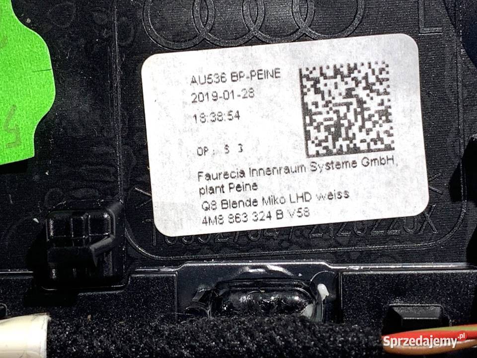 LISTWY DEKOR AUDI Q8 4M8857720D SUV WYKOŃCZENIE osobowe sprzedam