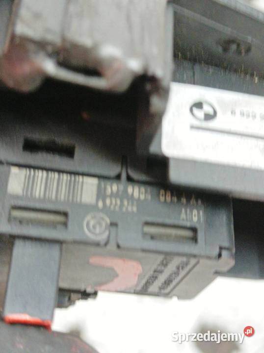 PRZEŁĄCZNIK SZYB LEWY PRAWY KOMPLET 6939126 Bmw