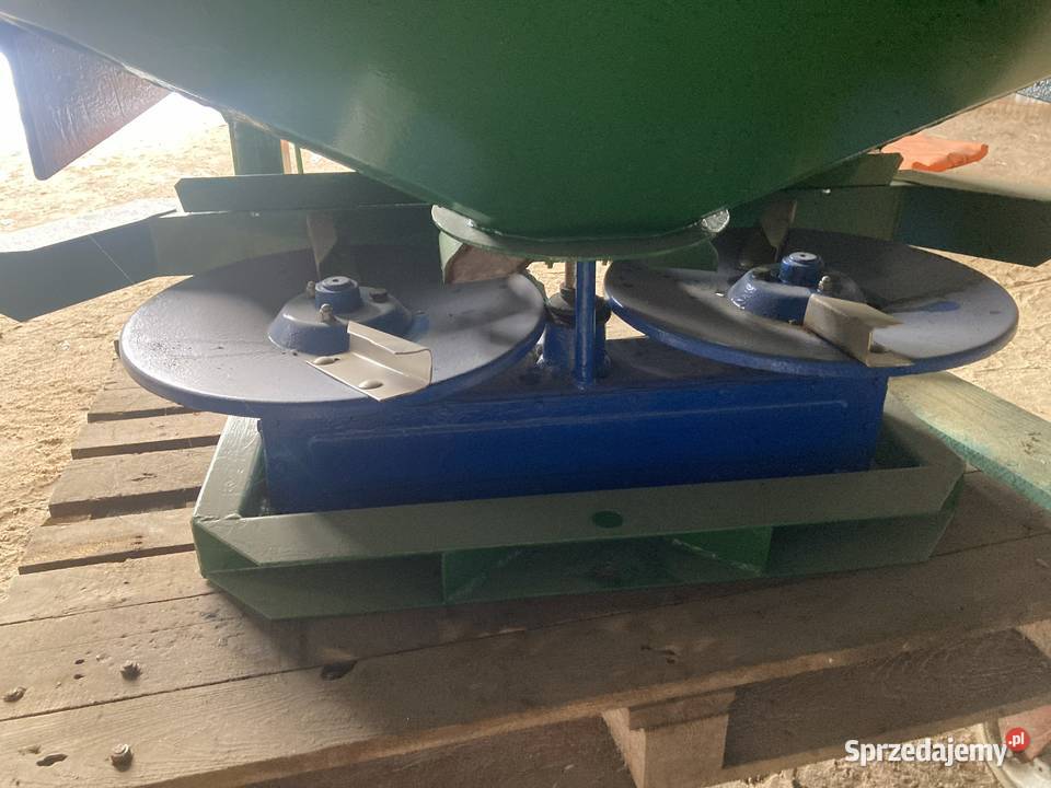 rozsiewacz do nawozów 500