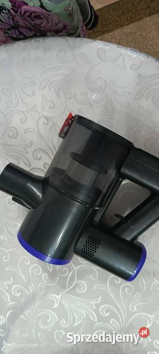 Odkurzacz pionowy Zynet