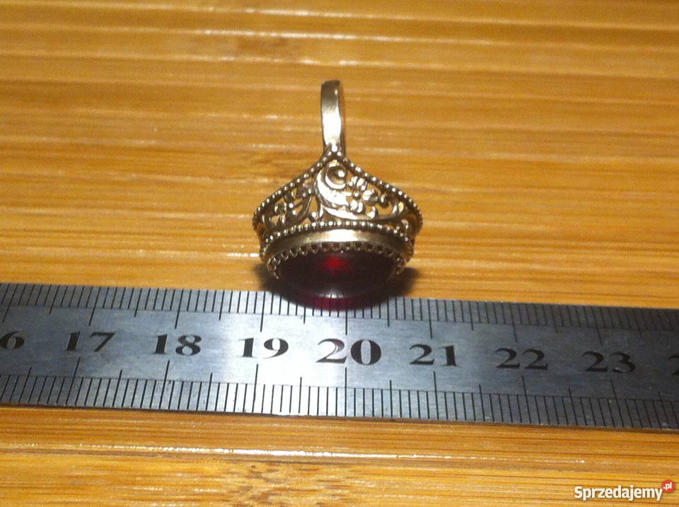 Pozłacany srebrny pierścionek z rubinem Lublin