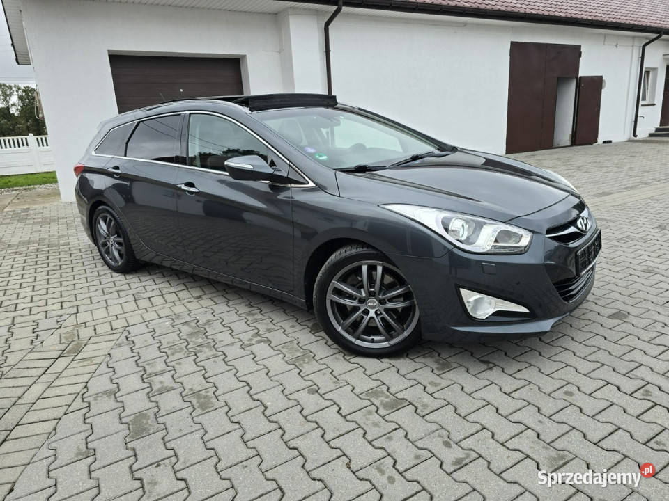 Hyundai i40 20Benz Panorama czujnik deszczu
