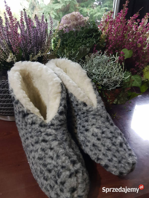 Kapcie trepki papcie pantofle góralskie bambosze Kielce